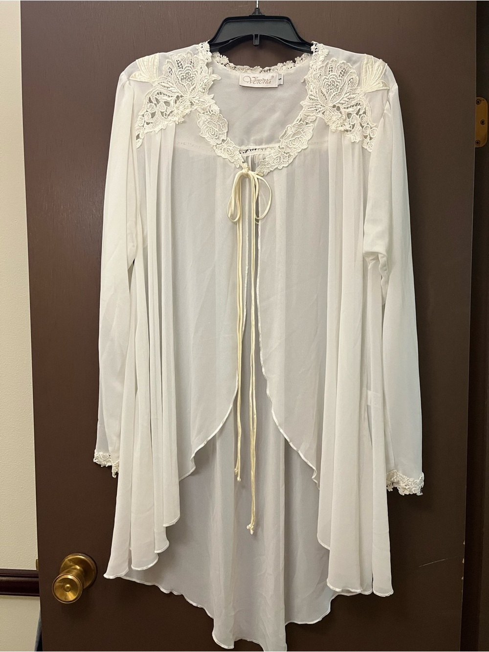 Vintage Verena Ivory Chiffon Sheer Babydoll Peignoir Robe Floral Lace Trim Small